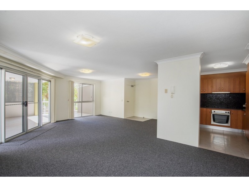 20/22 Oleander Avenue, Biggera Waters QLD 4216