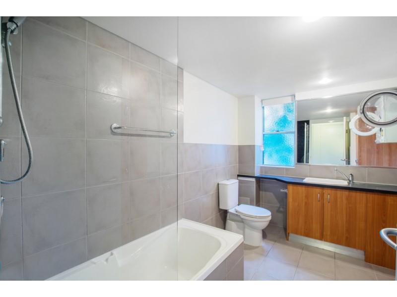 20/22 Oleander Avenue, Biggera Waters QLD 4216