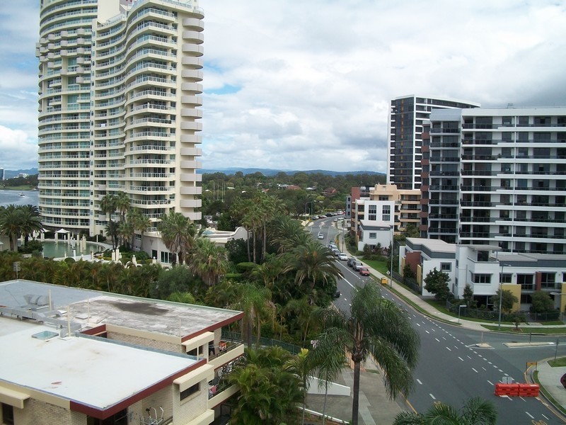 713 / 2 Barney Street, Southport QLD 4215