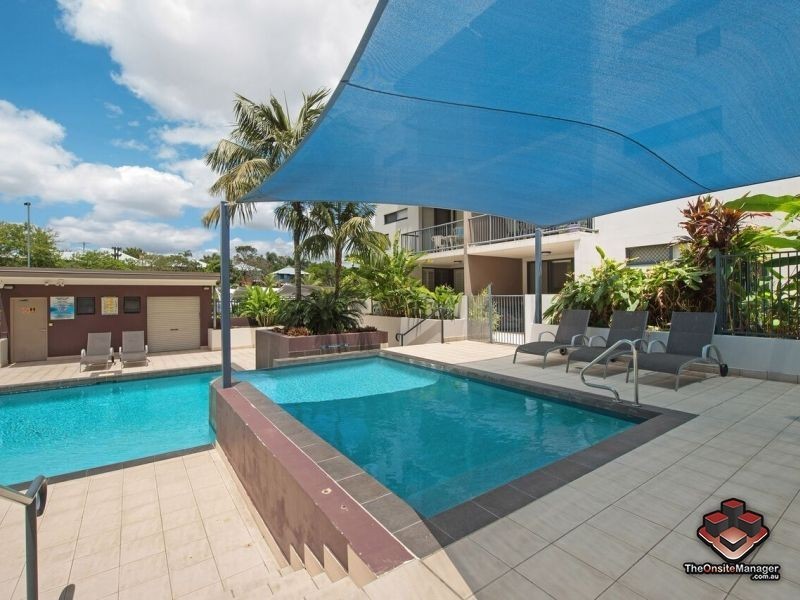 38 Brougham St, Fairfield QLD 4103