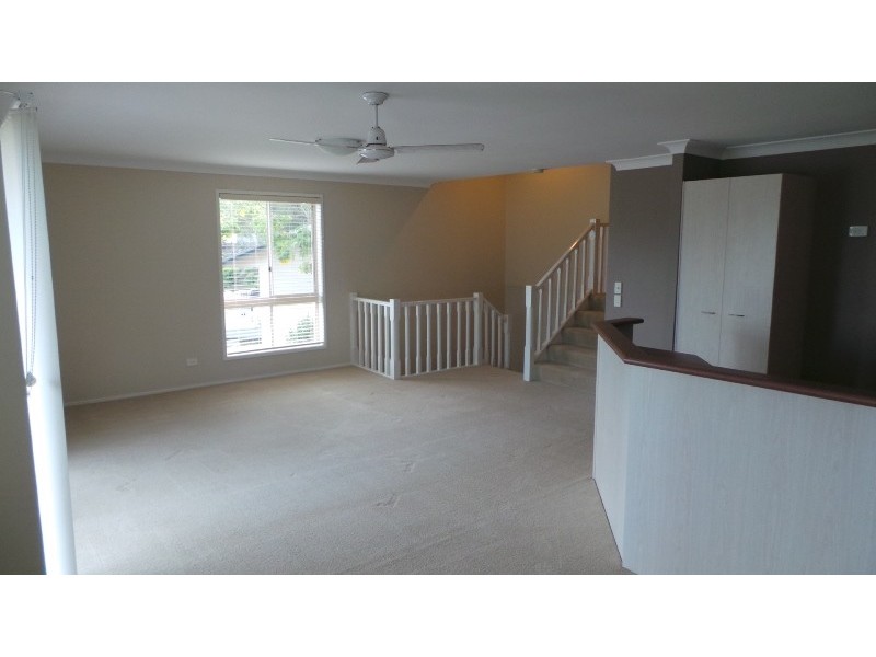 39 757 ASHMORE ROAD, Molendinar QLD 4214