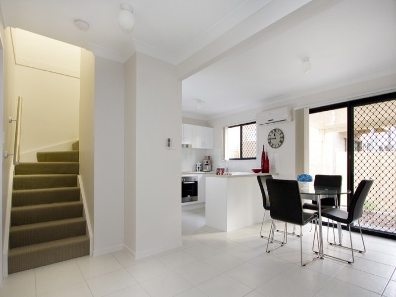 20/2 Sienna Street, Forest Lake QLD 4078