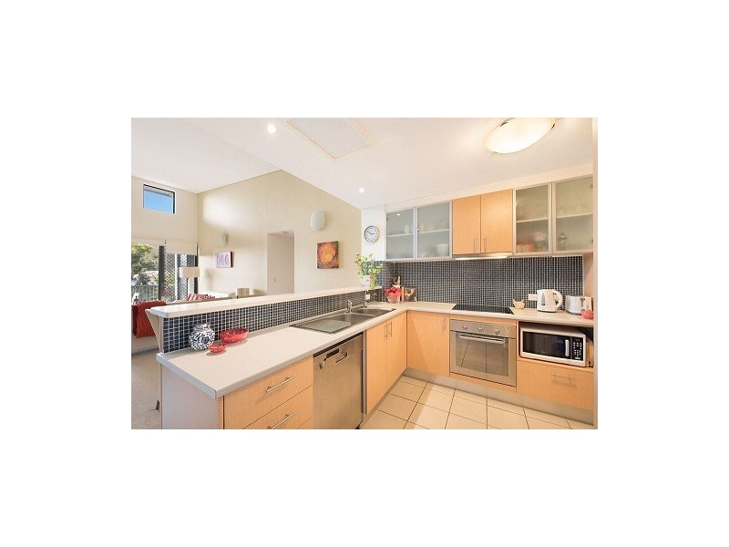 38 Brougham Street, Fairfield QLD 4103