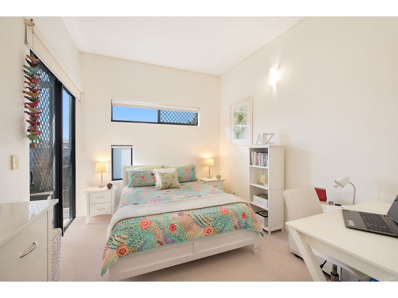 38 Brougham Street, Fairfield QLD 4103