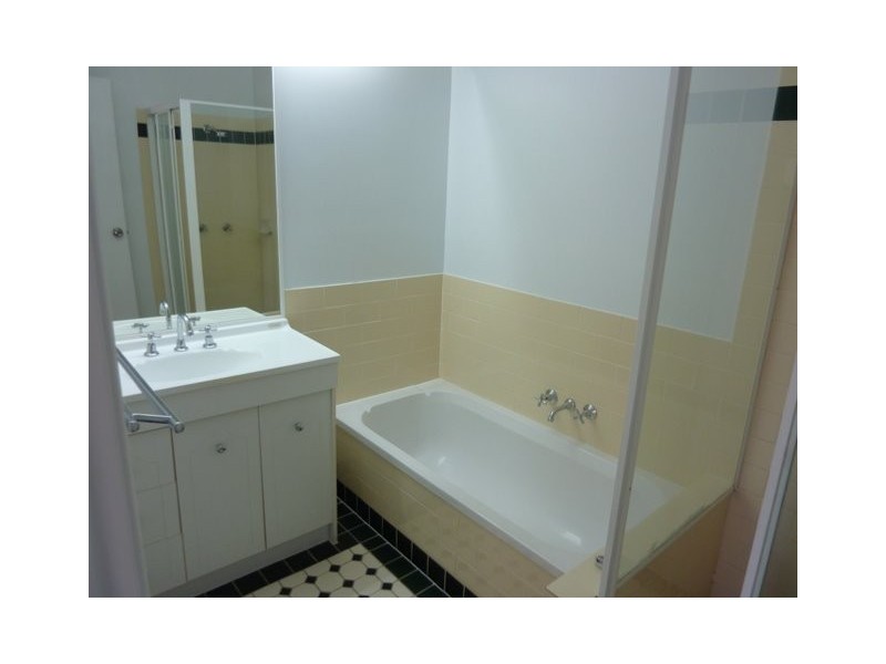 58 / 75 Brown, Labrador QLD 4215