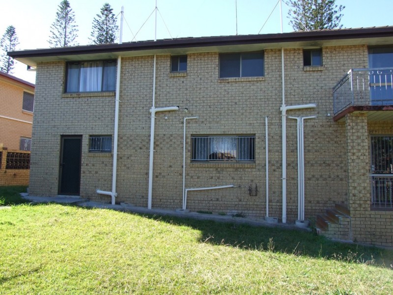 4 BLAIRGOWRIE STREET, Macgregor QLD 4109