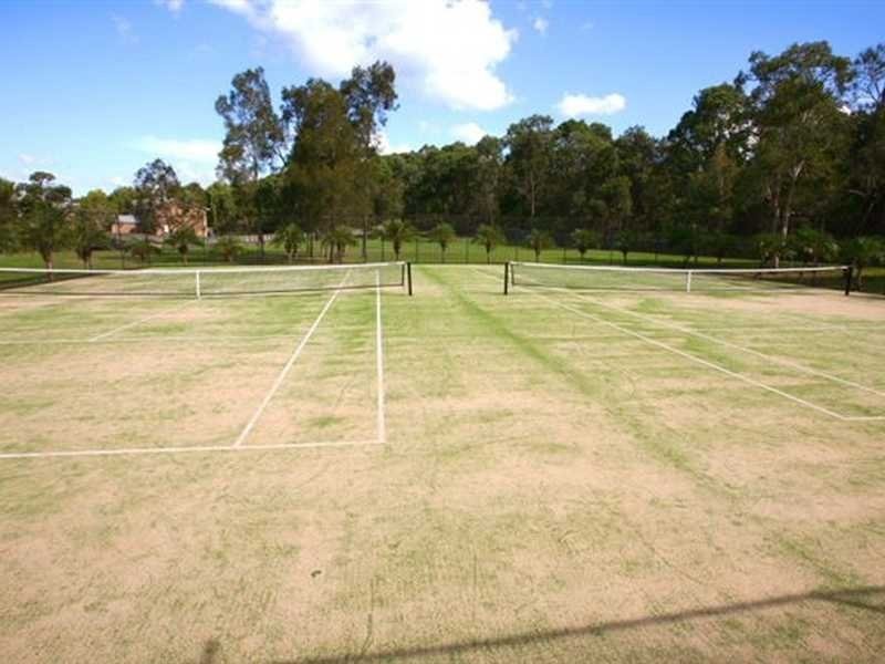 2 / 10 Bourton Rd, Merrimac QLD 4226