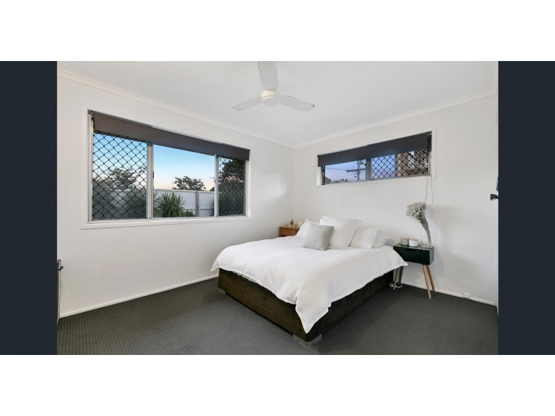 100 Valantine Road, Birkdale QLD 4159