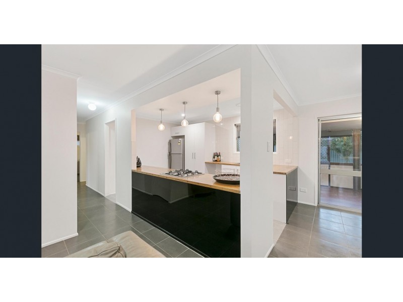 100 Valantine Road, Birkdale QLD 4159