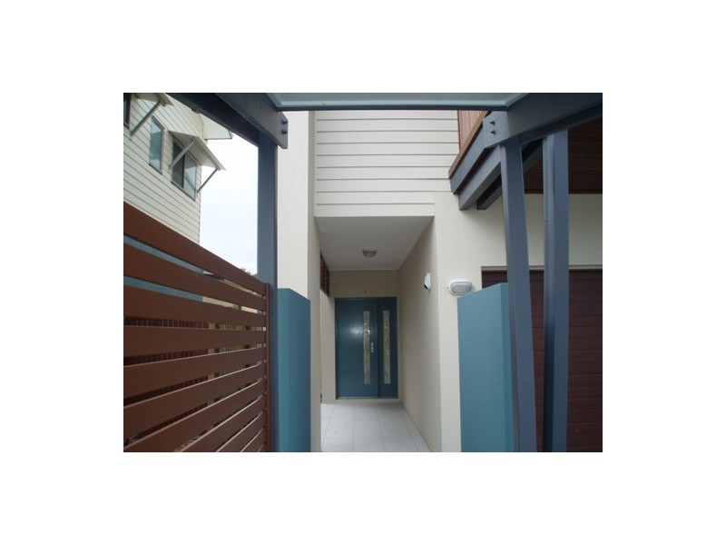 9/1 Manacor Place, Coombabah QLD 4216