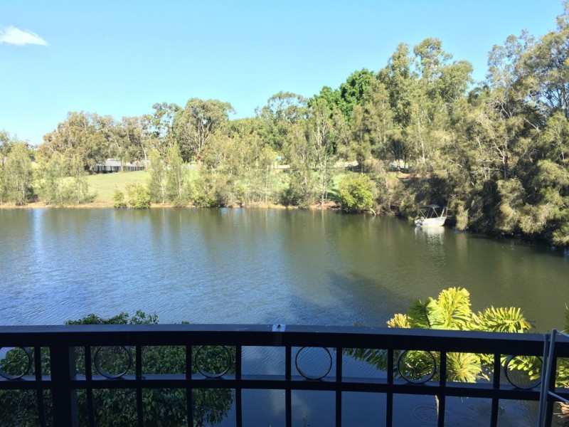 5F/4 University Drive, Robina QLD 4226