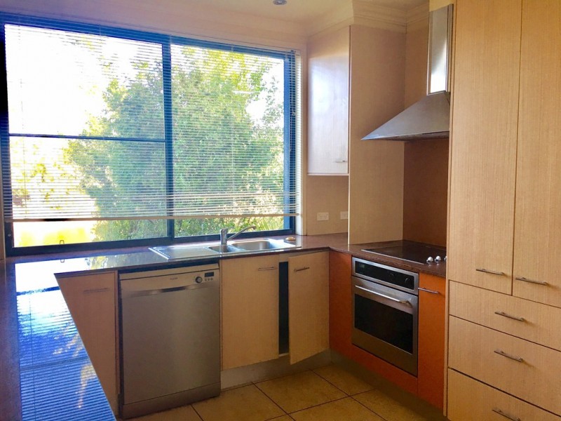 5F/4 University Drive, Robina QLD 4226