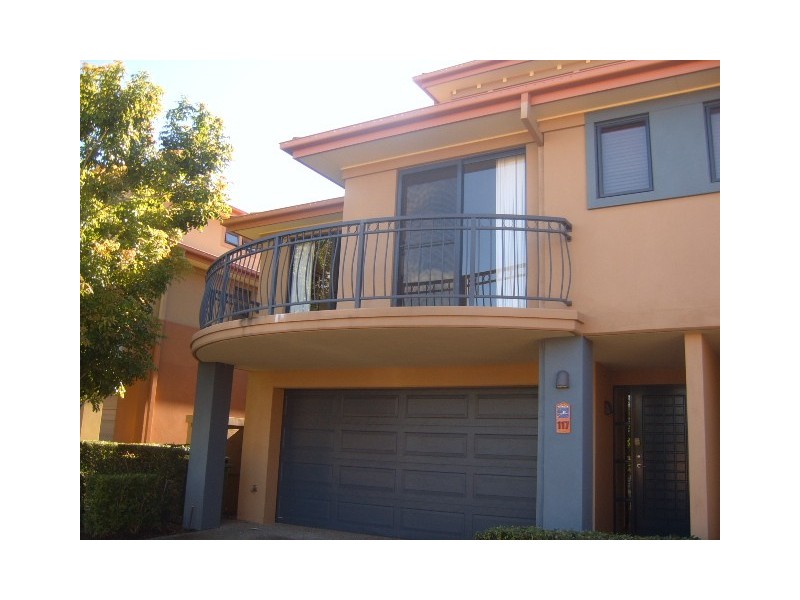 117/4 University Drive, Robina QLD 4226
