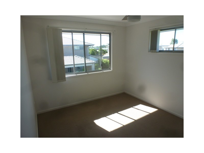 A86 Carselgrove Ave, Fitzgibbon QLD 4018