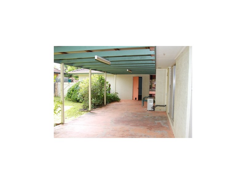 9 Bosun Parade, Ashmore QLD 4214