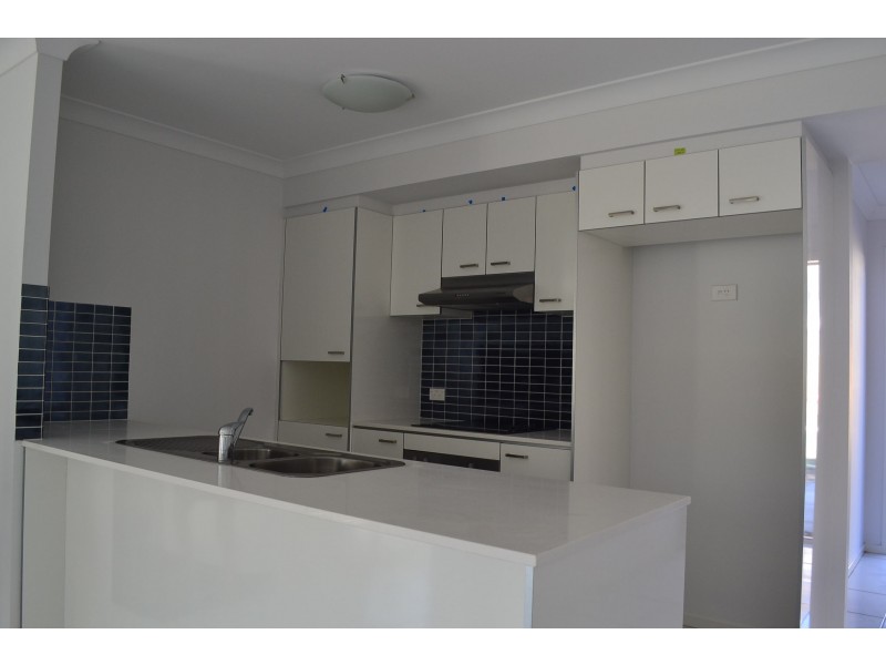 9/9 Milan Street, Forest Lake QLD 4078