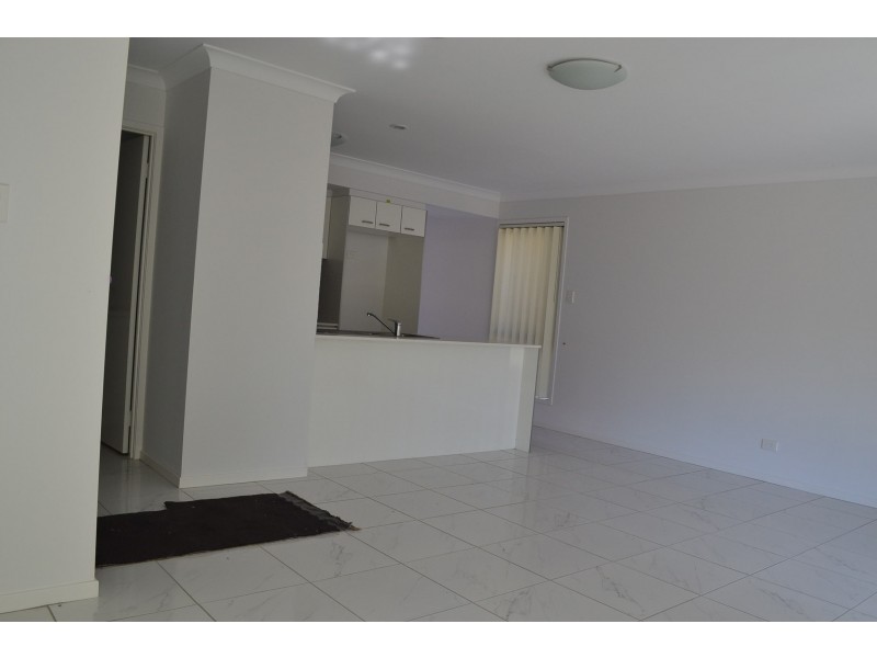 9/9 Milan Street, Forest Lake QLD 4078