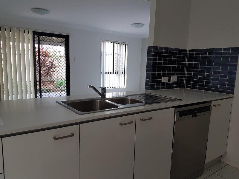 9/9 Milan Street, Forest Lake QLD 4078