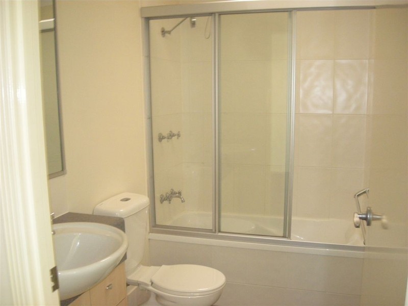 11/69 Coonan Street, Indooroopilly QLD 4068