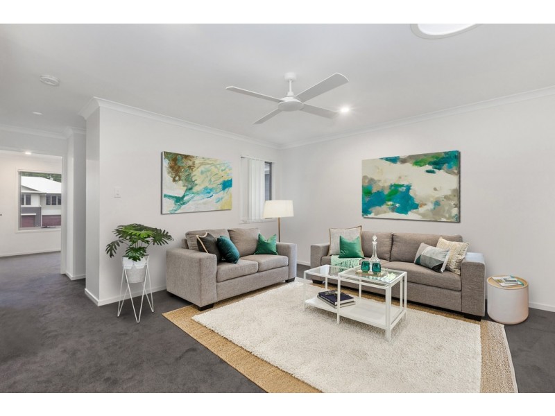 370 GAINSBOROUGH DRIVE, Pimpama QLD 4209