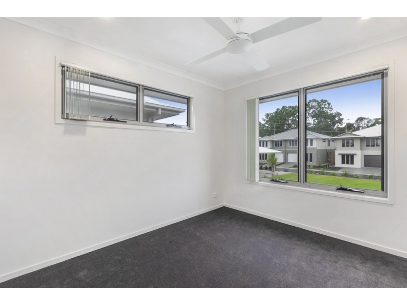 370 GAINSBOROUGH DRIVE, Pimpama QLD 4209