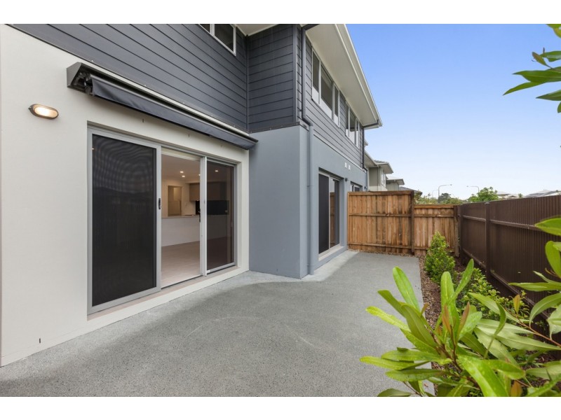 370 GAINSBOROUGH DRIVE, Pimpama QLD 4209