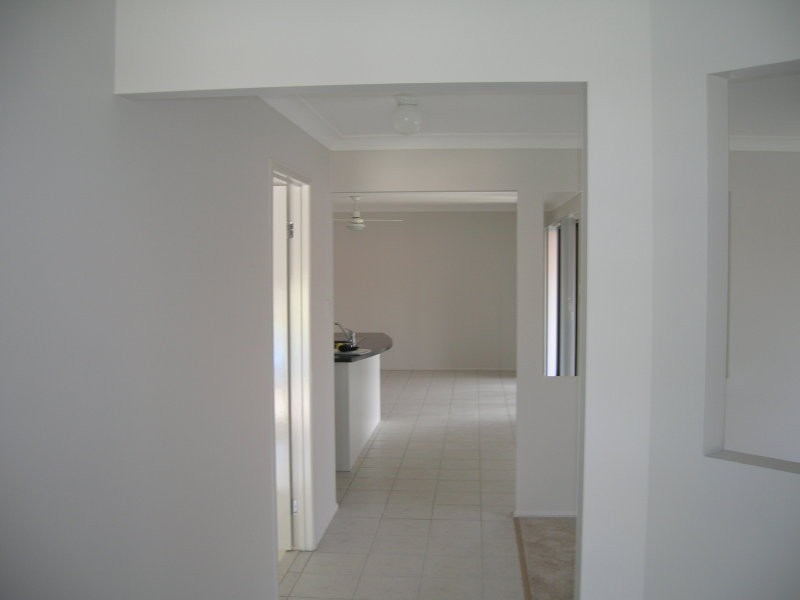 45 Aberdeen Cres, Kuraby QLD 4112