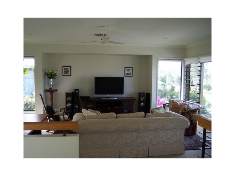 41 Mossvale Drive, Wakerley QLD 4154