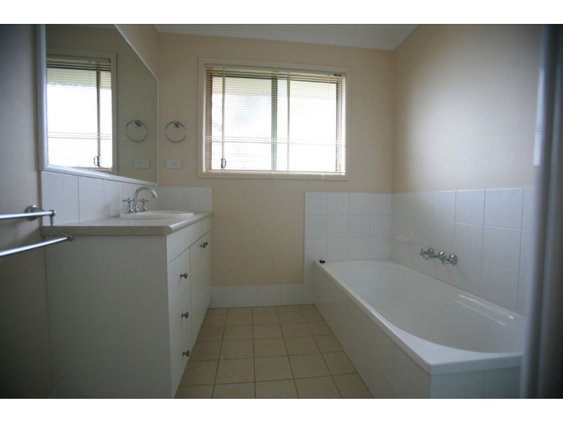 Wishart QLD 4122