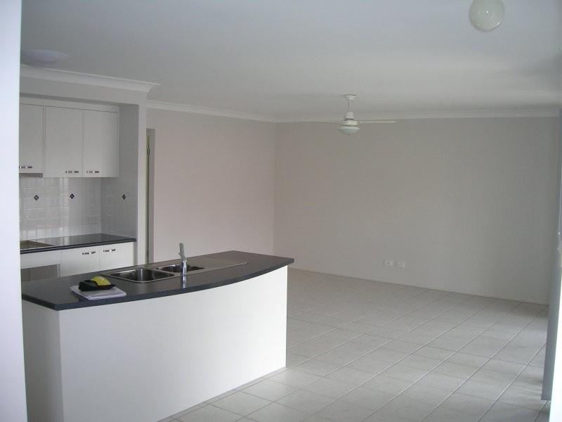 45 Aberdeen Cres, Kuraby QLD 4112