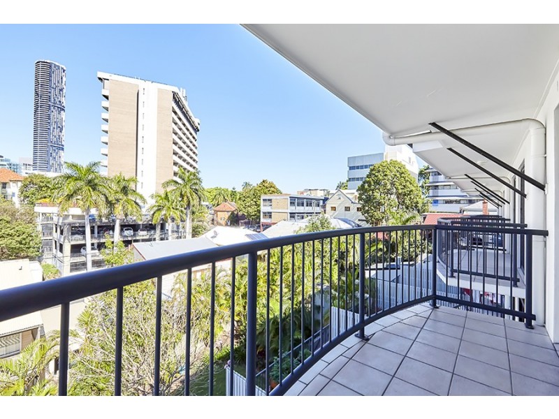 27/31 Twine Street, Spring Hill QLD 4000