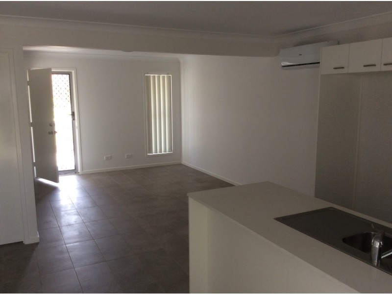 30 104A River Hills Road, Eagleby QLD 4207