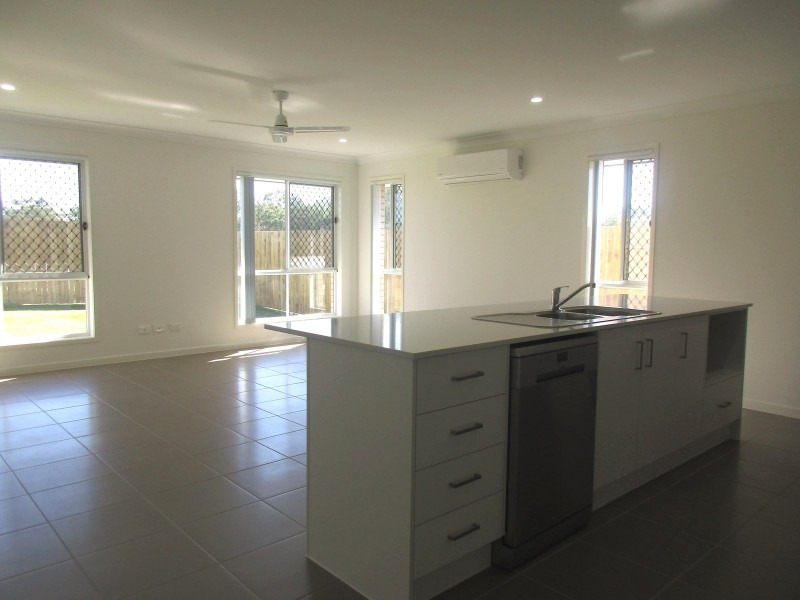 40 Lemongrass Circuit, Griffin QLD 4503