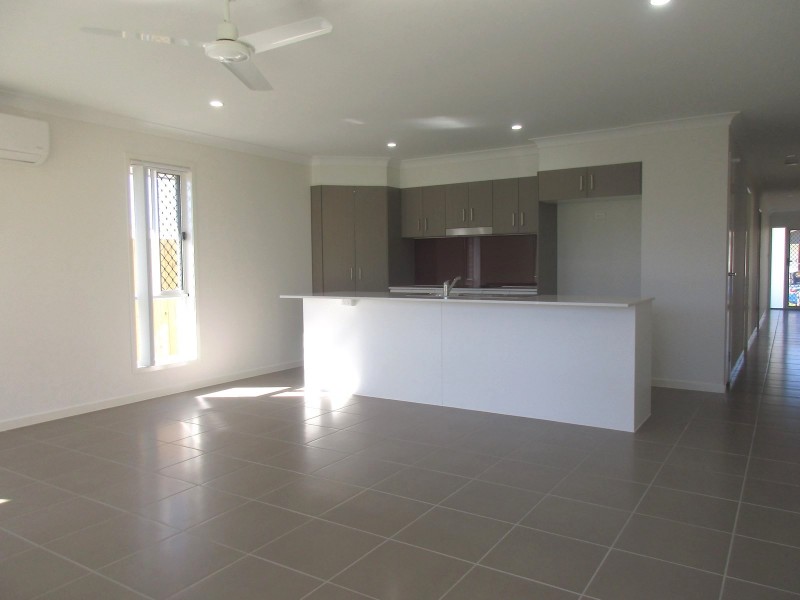 40 Lemongrass Circuit, Griffin QLD 4503