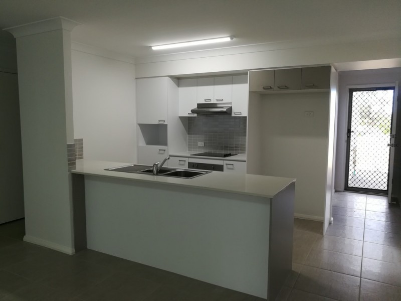 65 Balstrup Rd North, Kallangur QLD 4503