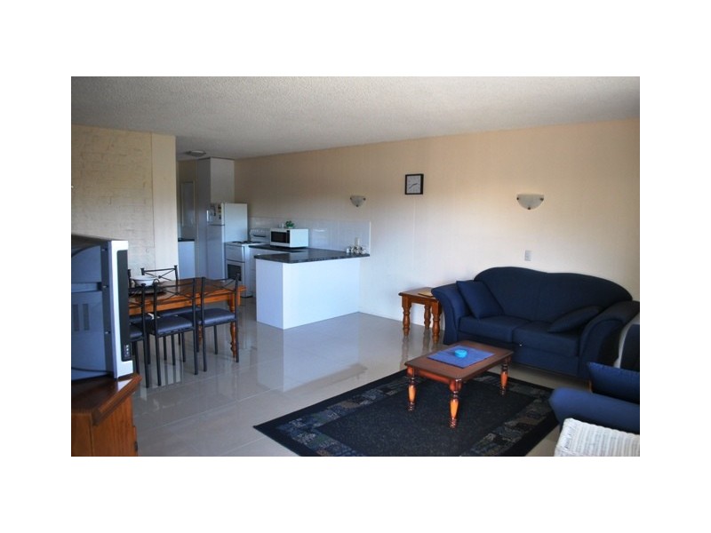 110  Sixth Avenue, Maroochydore QLD 4558
