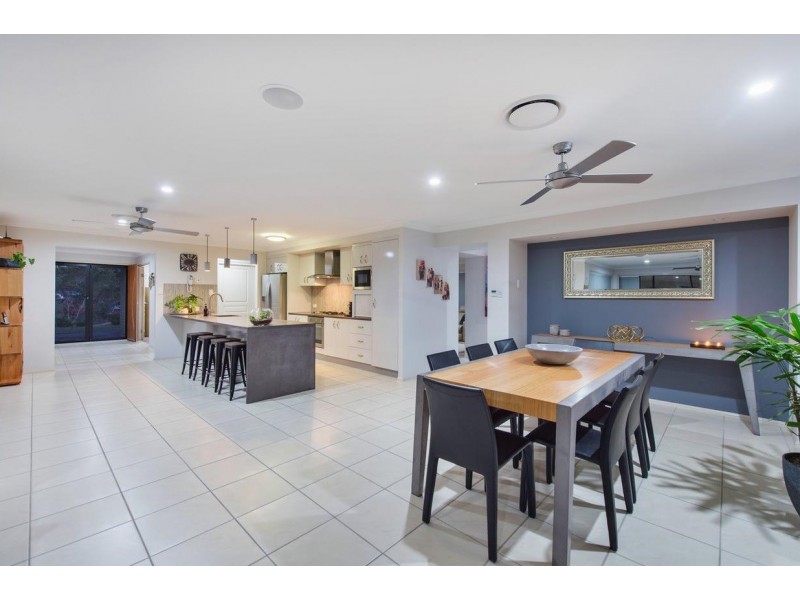 12 Kingtide Lane, Coomera Waters QLD 4209
