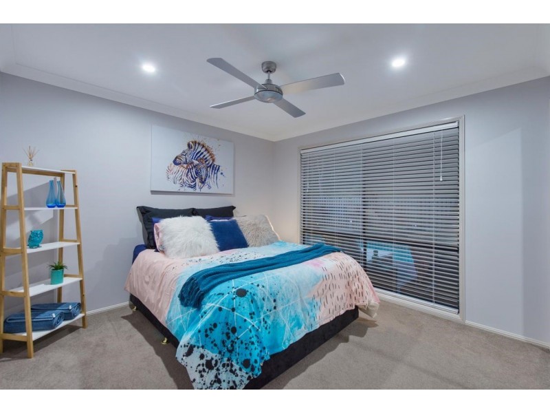 12 Kingtide Lane, Coomera Waters QLD 4209