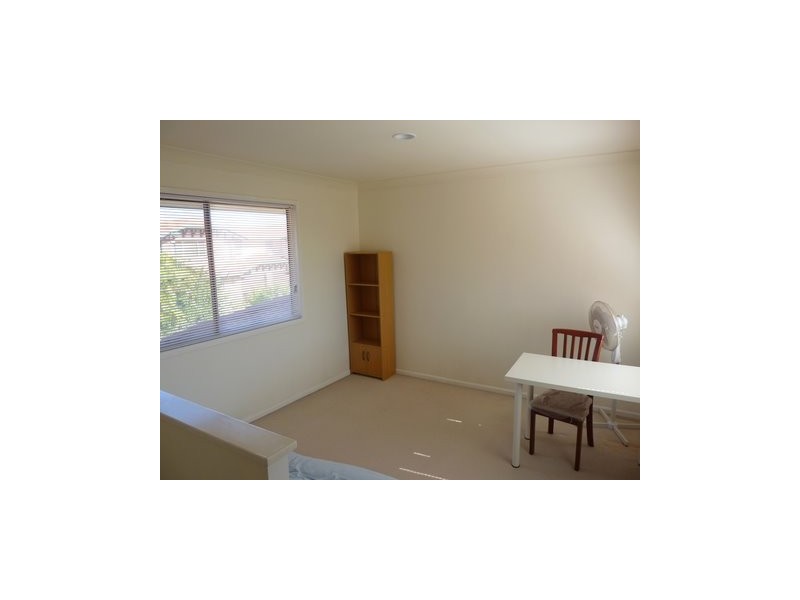 80/75 Brown Street, Labrador QLD 4215