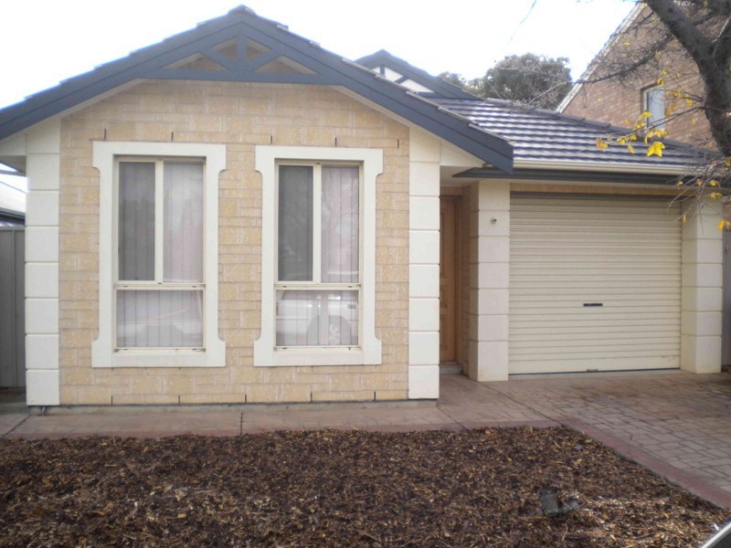 18 Windlass Square, Seaford Rise SA 5169