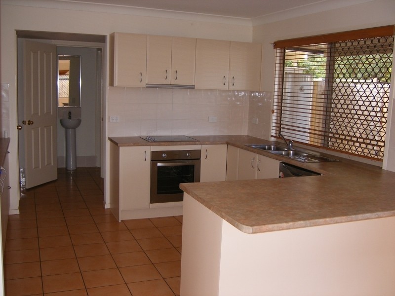 17/2A Beitz Street, Strathpine QLD 4500