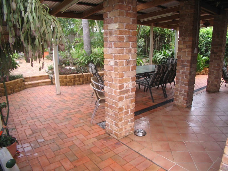 14 McLennan Street, Woody Point QLD 4019