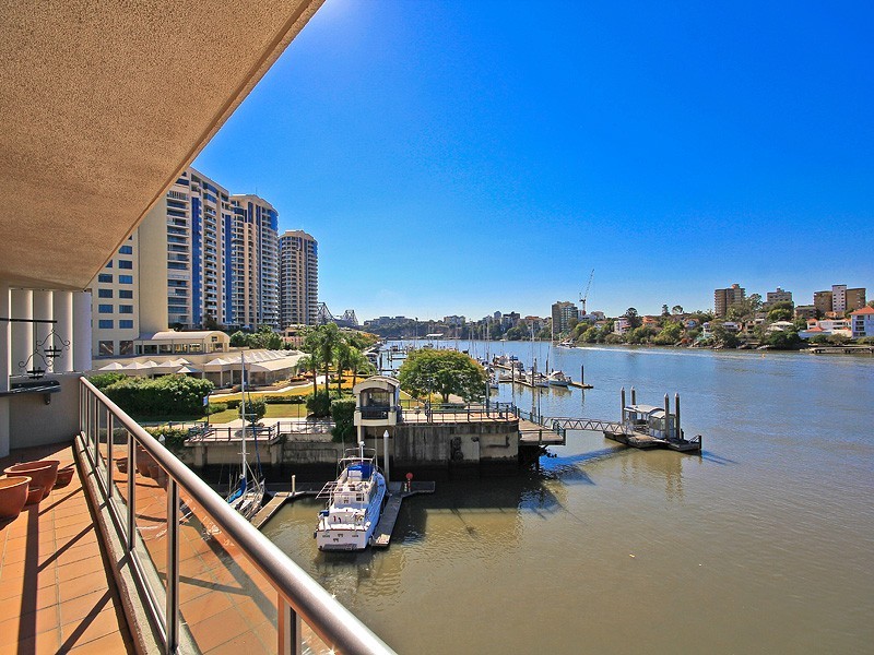 Kangaroo Point QLD 4169