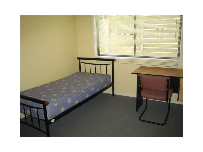 4/93 Scott Road, Herston QLD 4006