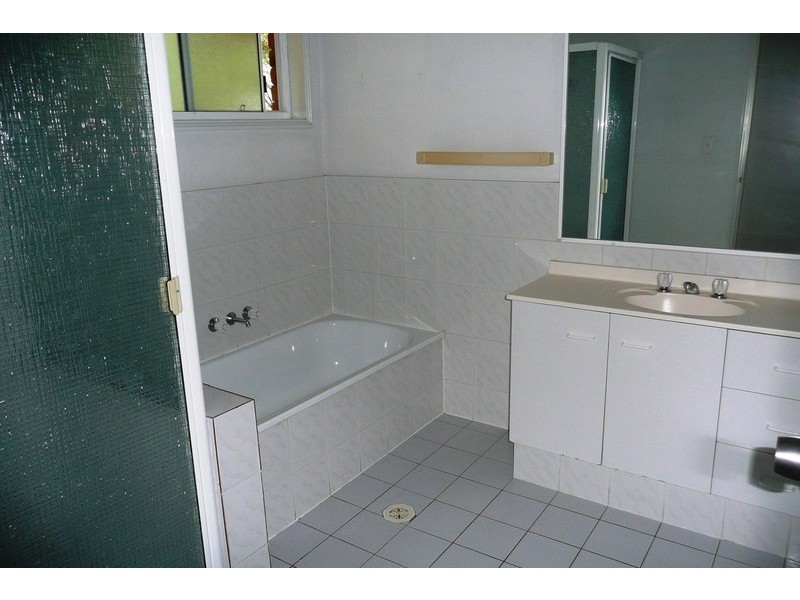 94 / 97 Edmund Rice Drive, Southport QLD 4215