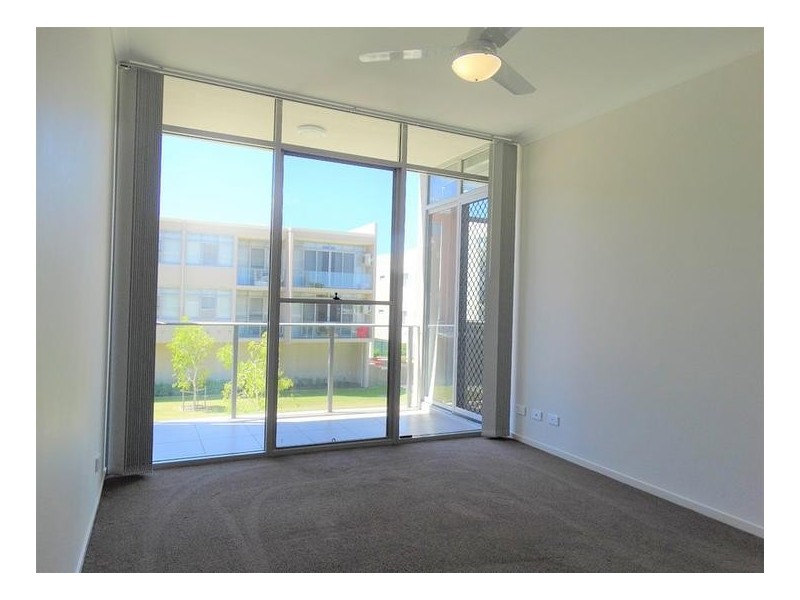 8-/3 Mclennan, North Lakes QLD 4509