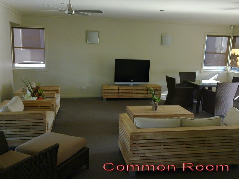 11/45 LANCASHIRE DRIVE, Mudgeeraba QLD 4213