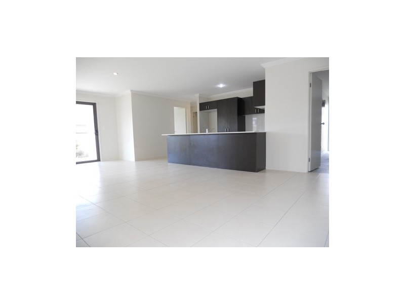 3 Benjamin, Pimpama QLD 4209