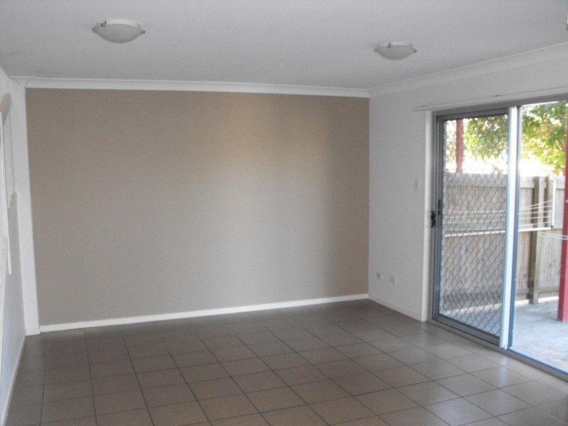 6 – 32 University Drive, Meadowbrook QLD 4131