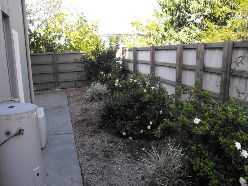 6 – 32 University Drive, Meadowbrook QLD 4131